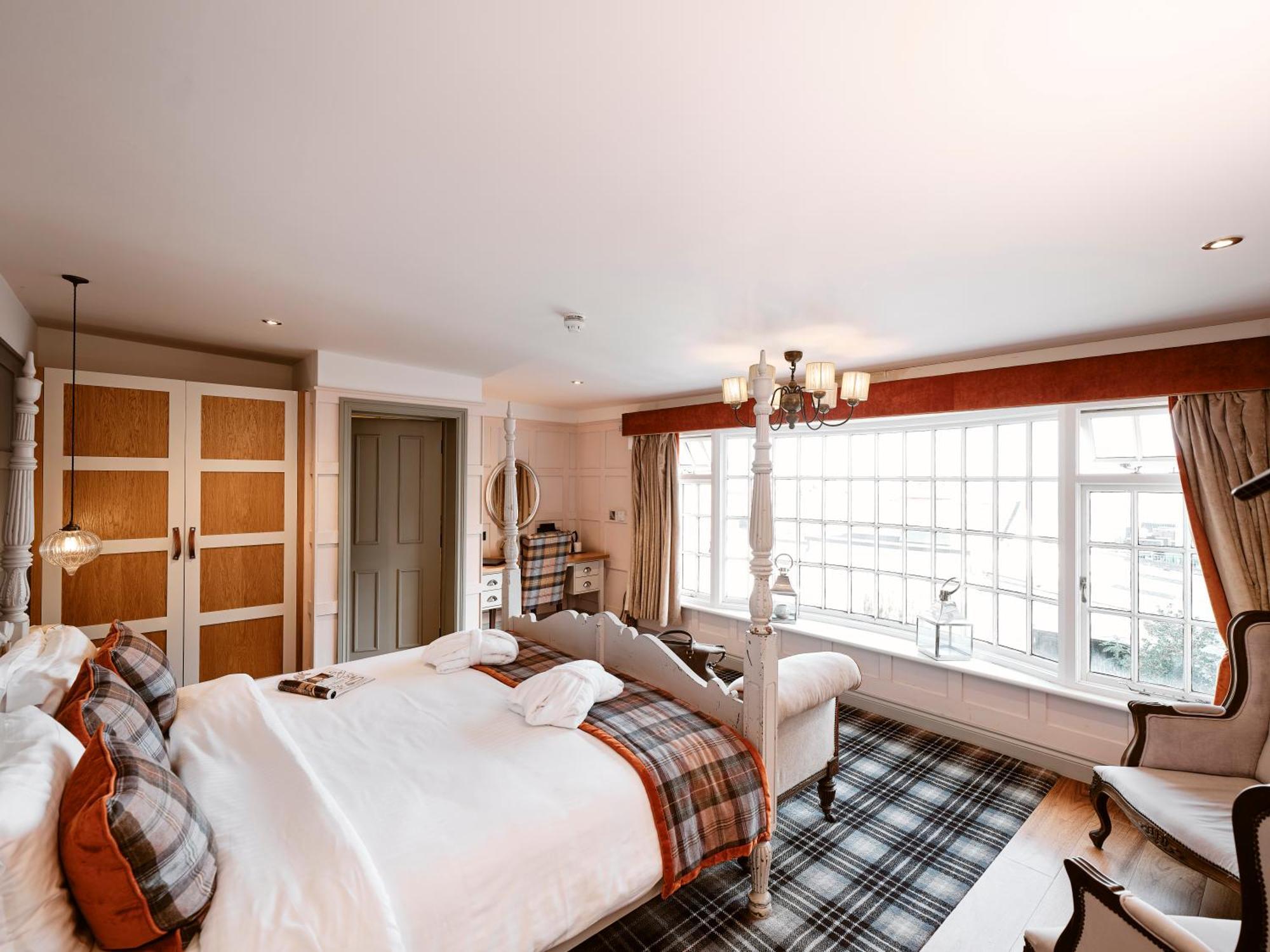Old Court House Inn St Aubin Bagian luar foto