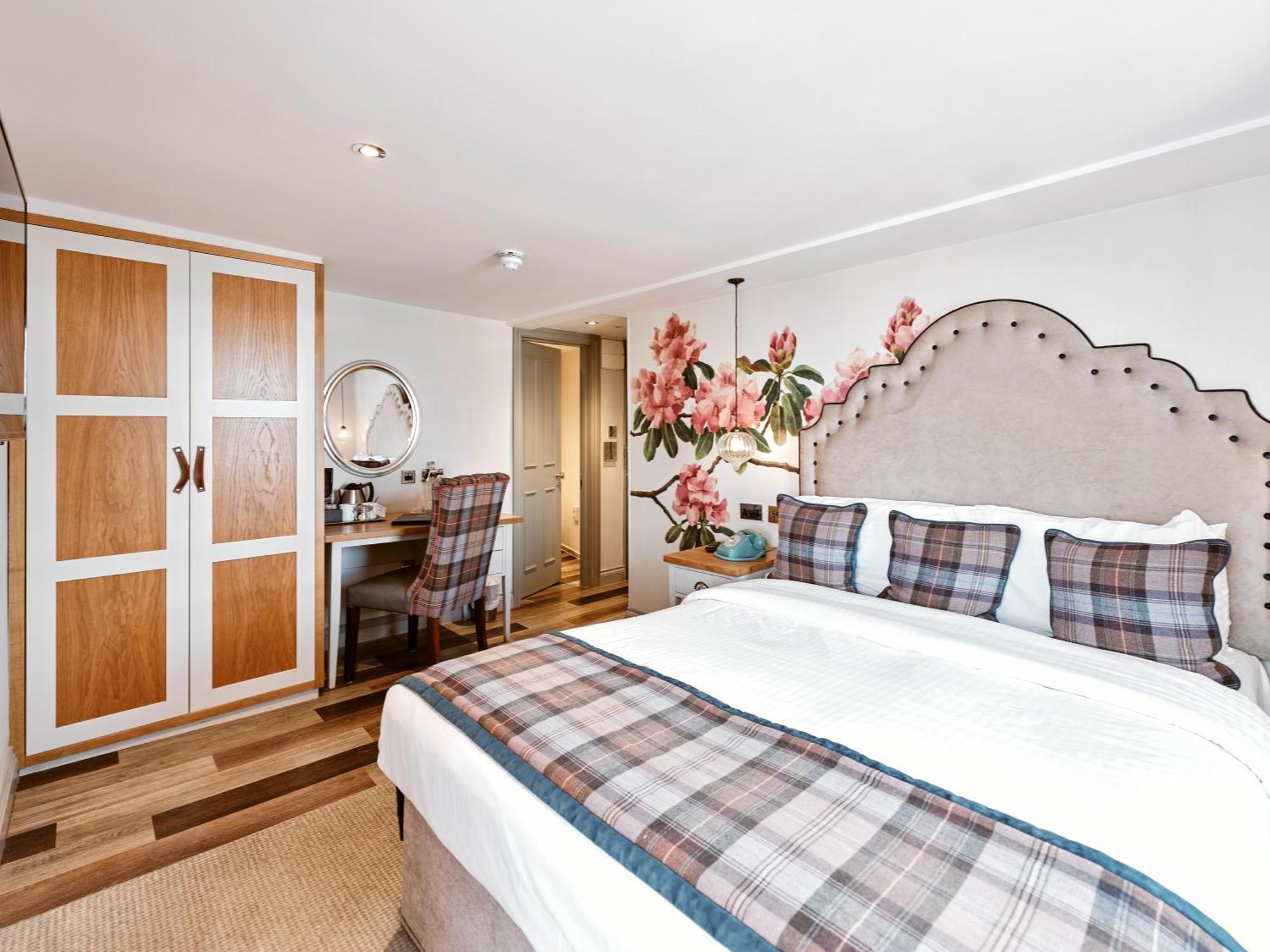 Old Court House Inn St Aubin Bagian luar foto